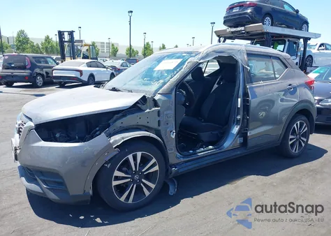 2020 Nissan Kicks Sv Xtronic Cvt z USA, uszkodzony, nr VIN 3N1CP5CVXLL525123